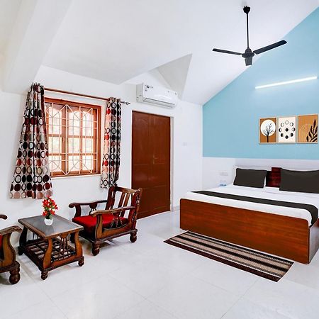Oyo Flagship Triple Beach Guest House Бенаулим Экстерьер фото