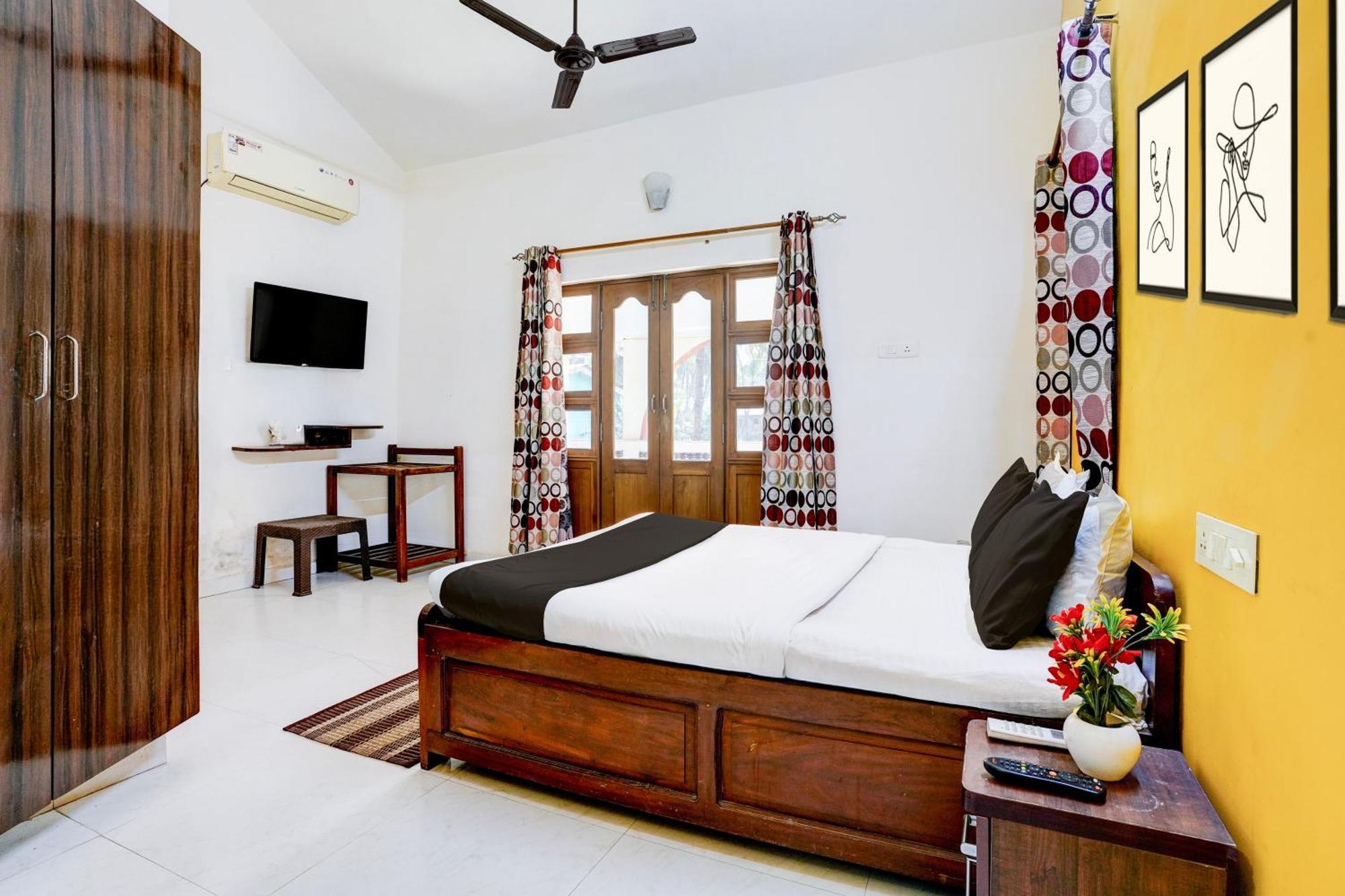 Oyo Flagship Triple Beach Guest House Бенаулим Экстерьер фото