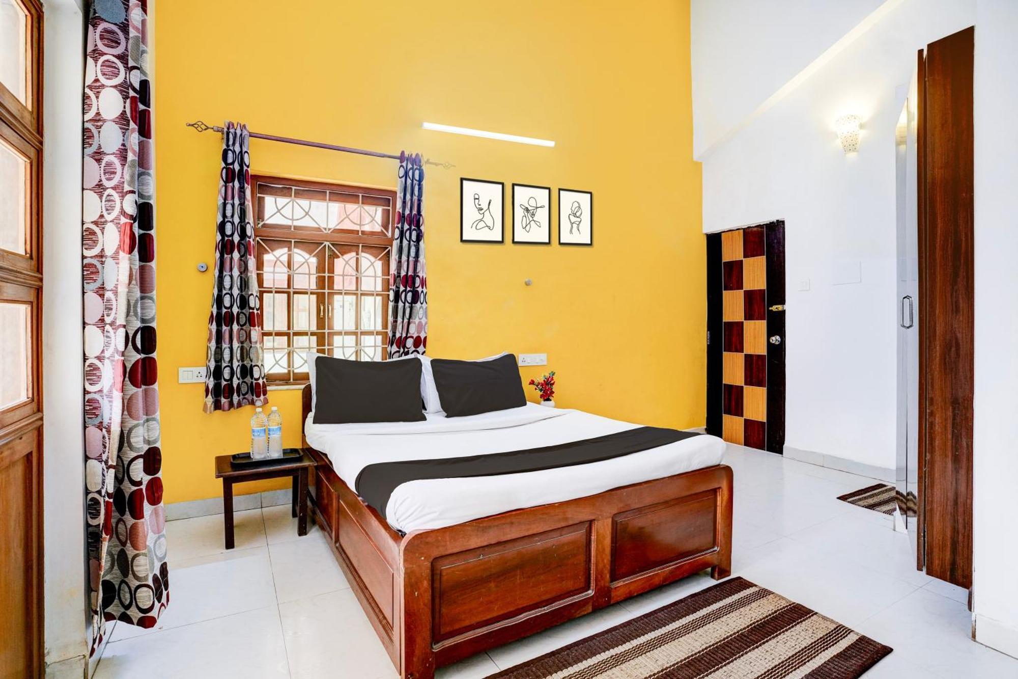 Oyo Flagship Triple Beach Guest House Бенаулим Экстерьер фото