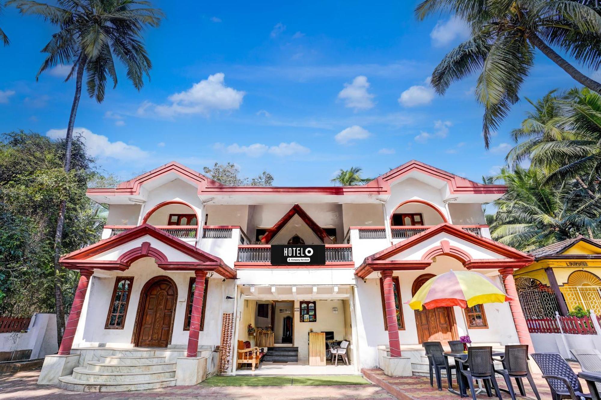 Oyo Flagship Triple Beach Guest House Бенаулим Экстерьер фото